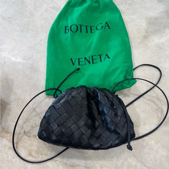 Bottega Veneta Black Mini Woven Leather Bag - Picture 1 of 5